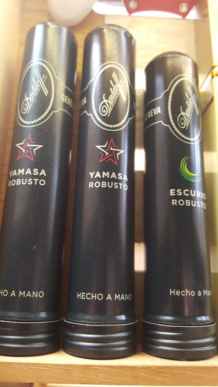 Davidoff Yamasá Robusto Tubo - Cigars To Go