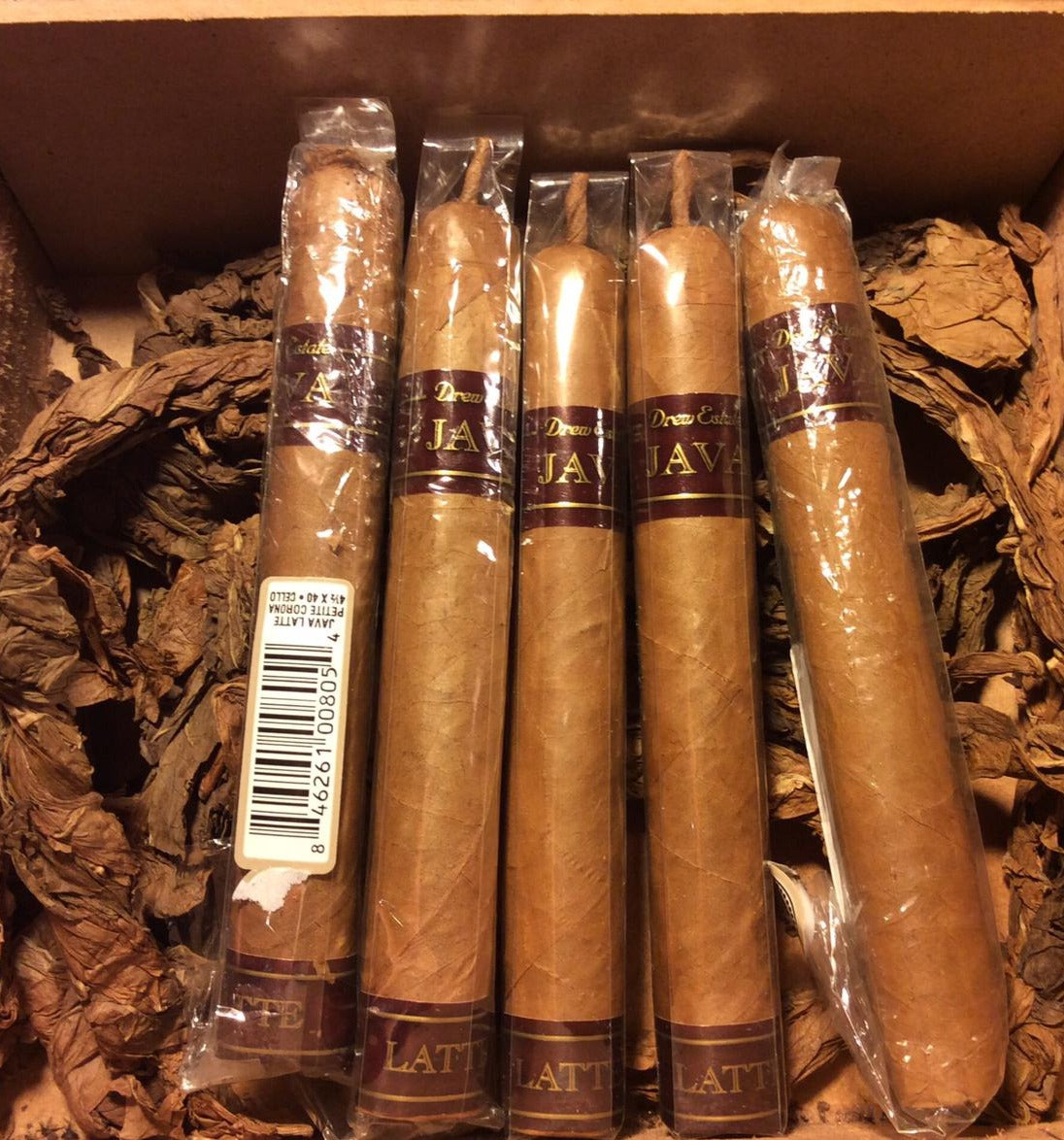 Java Latte Petite Red – Cigars To Go & Cigars Lounge